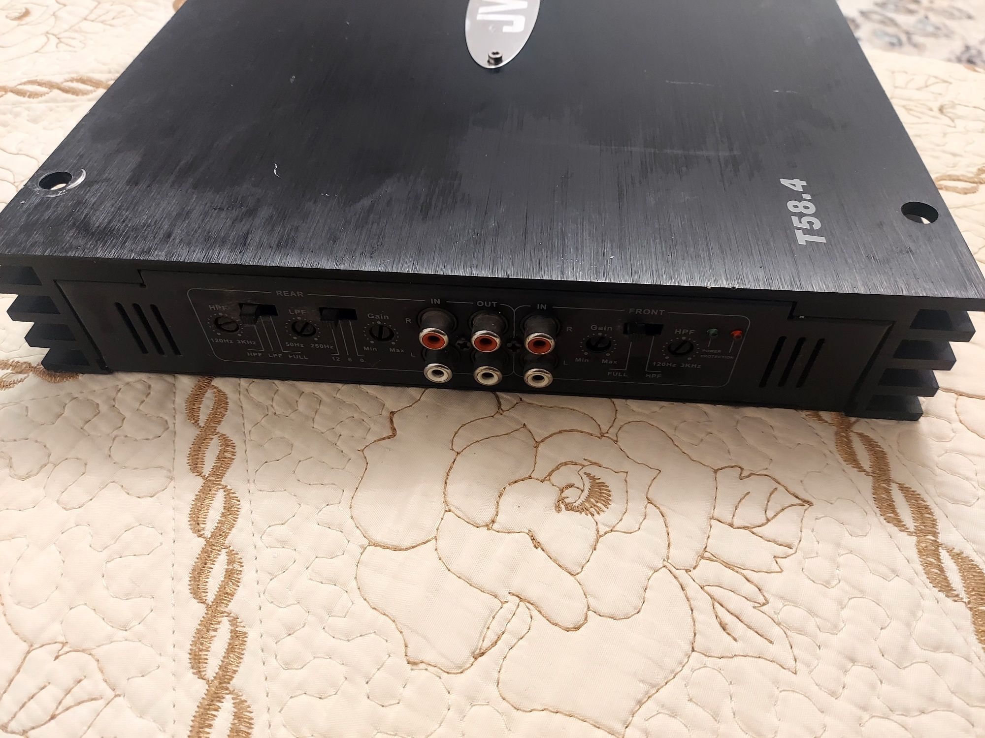 Продам усилитель JVC 2800w 4 CHANNEL