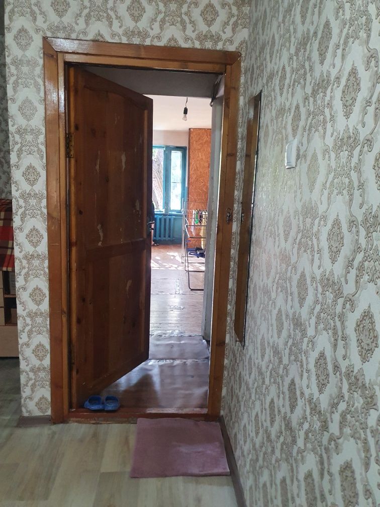 Продается комната в привет. общ.коридорного типа