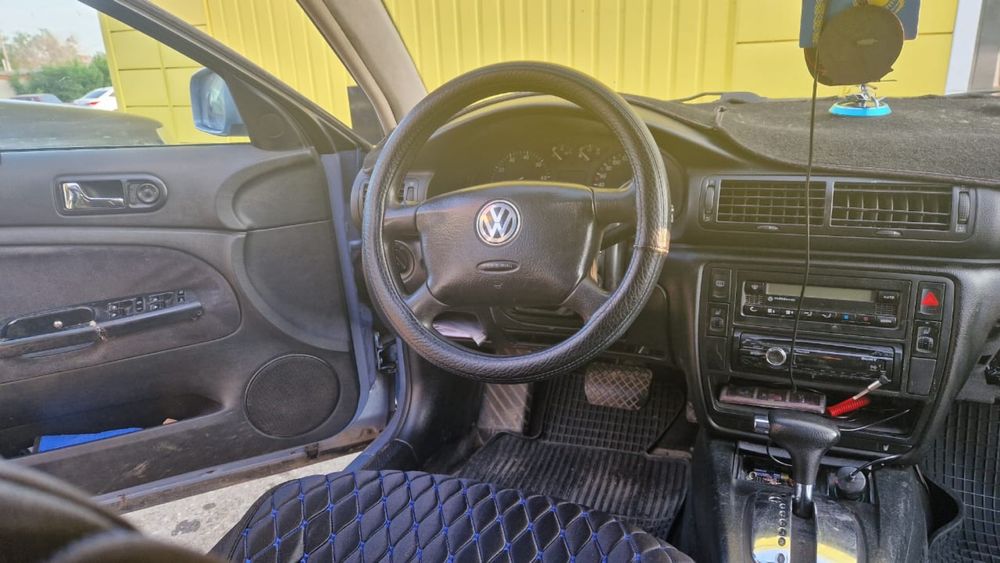 Продается автомобиль Volkswagen B5