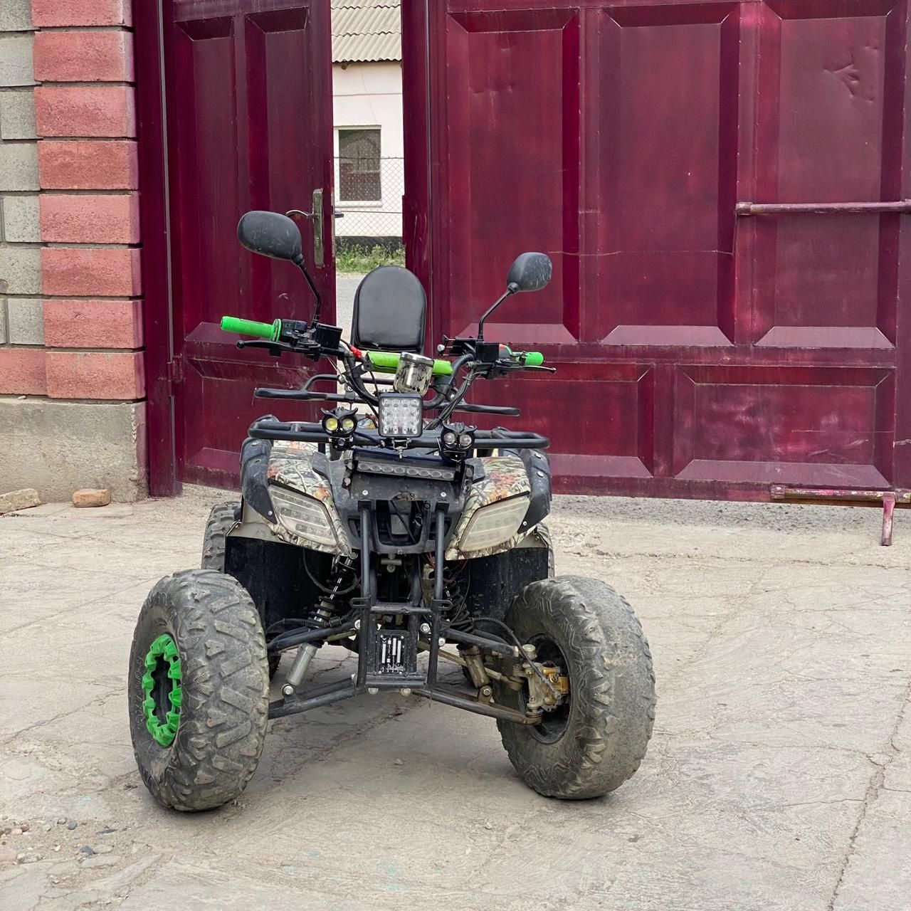 Квадрачикл продам