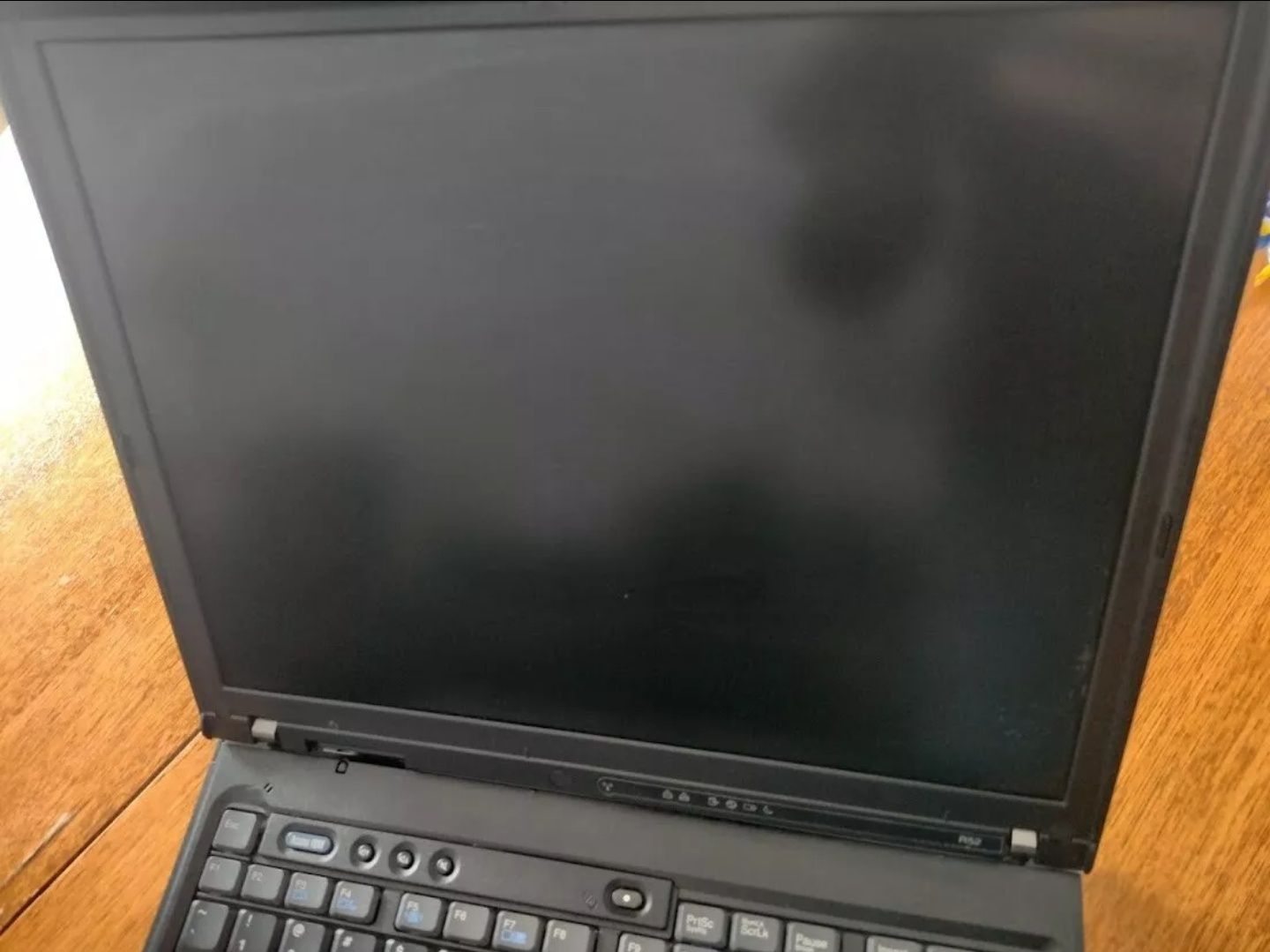 Продам ретро почти новый ноутбук IBM R52