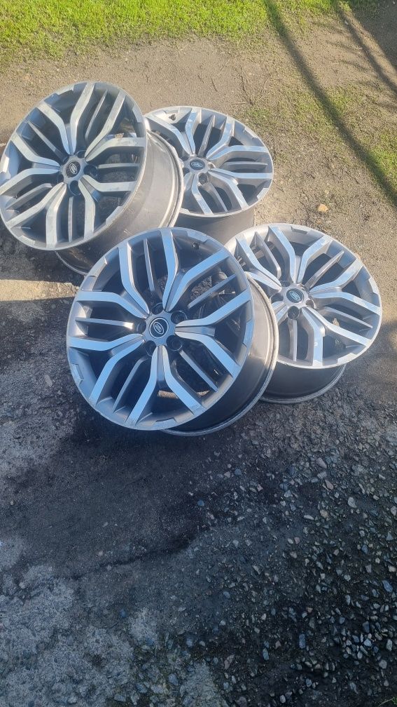 Range Rover Sport SVR R21