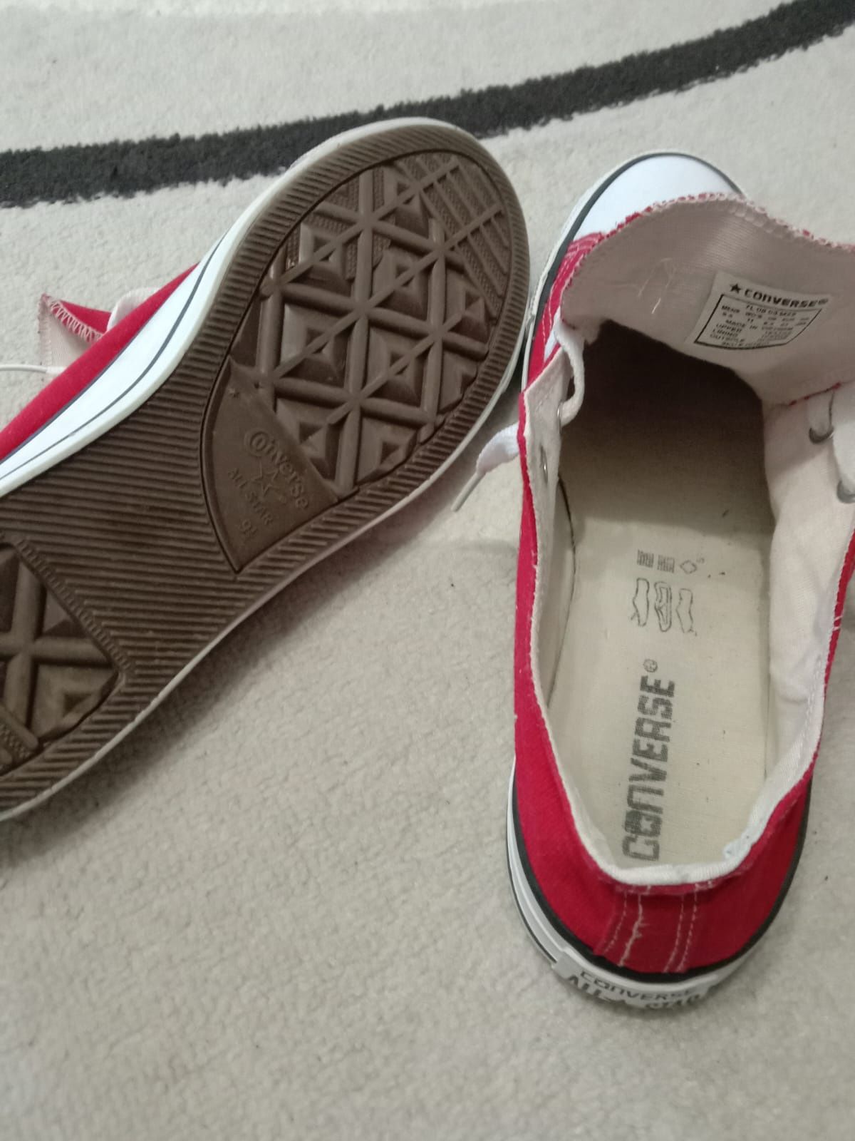 Продам кеды Converse