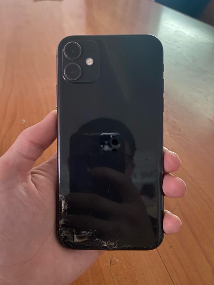 Iphone 11 …………..