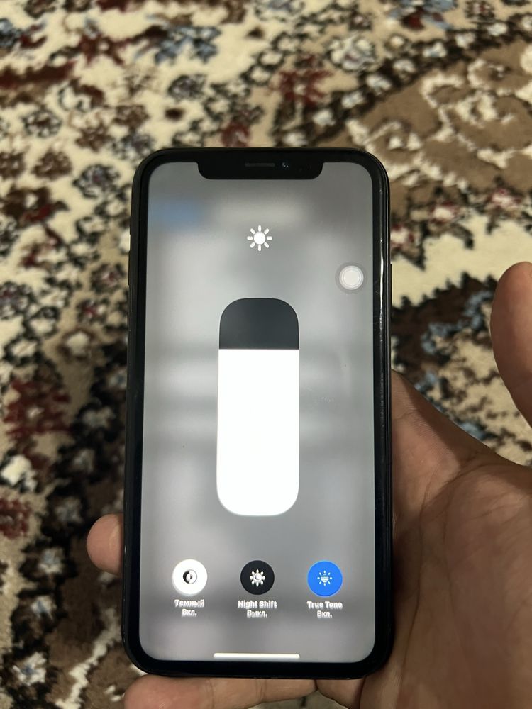 IPHONE XR 64GB  face true tone работают