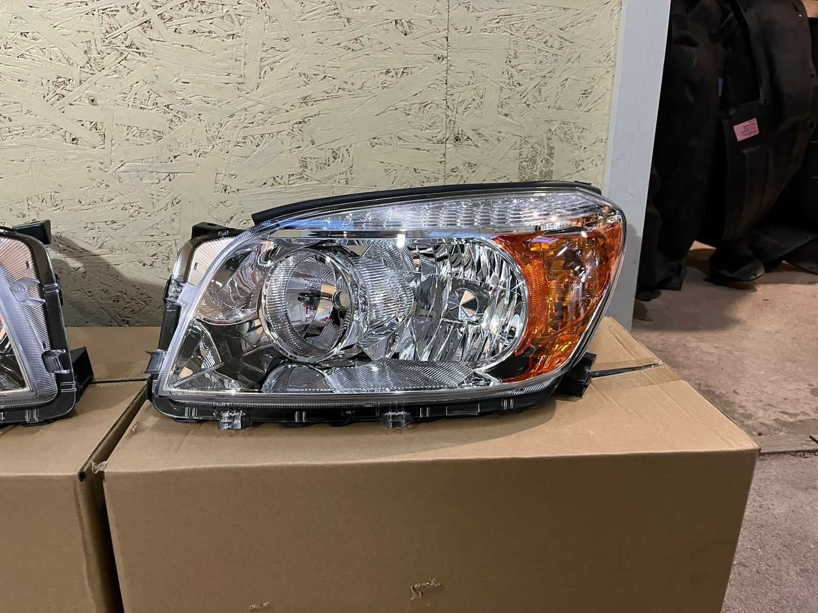 Фара на Тайота Рав4 2005- (Америка) /Toyota Rav4 2008 USA