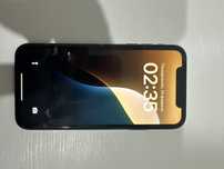 Iphone 11 (75%, 64gb)