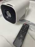 Продам проектор HY320