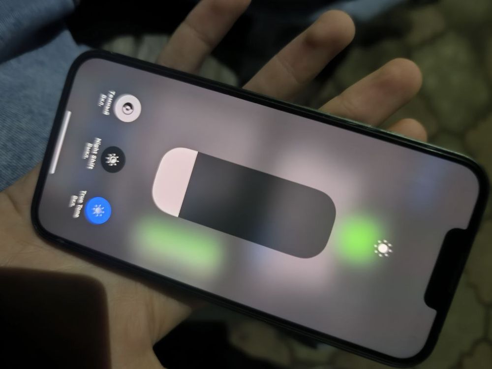 Iphone 13 зеленый