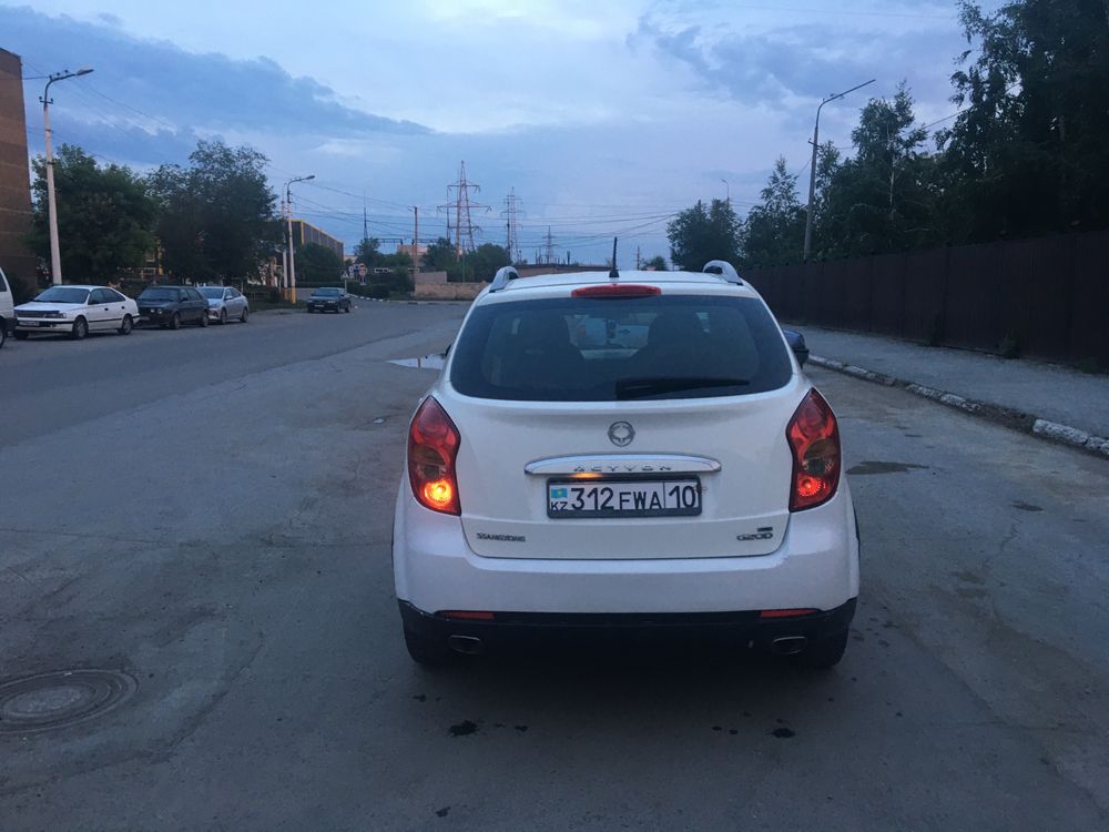 Ssang yong new aktyon 2013 газ-бензин