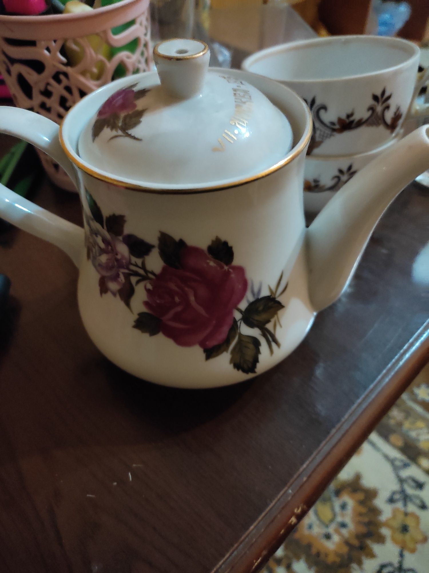 Продам чайник большой