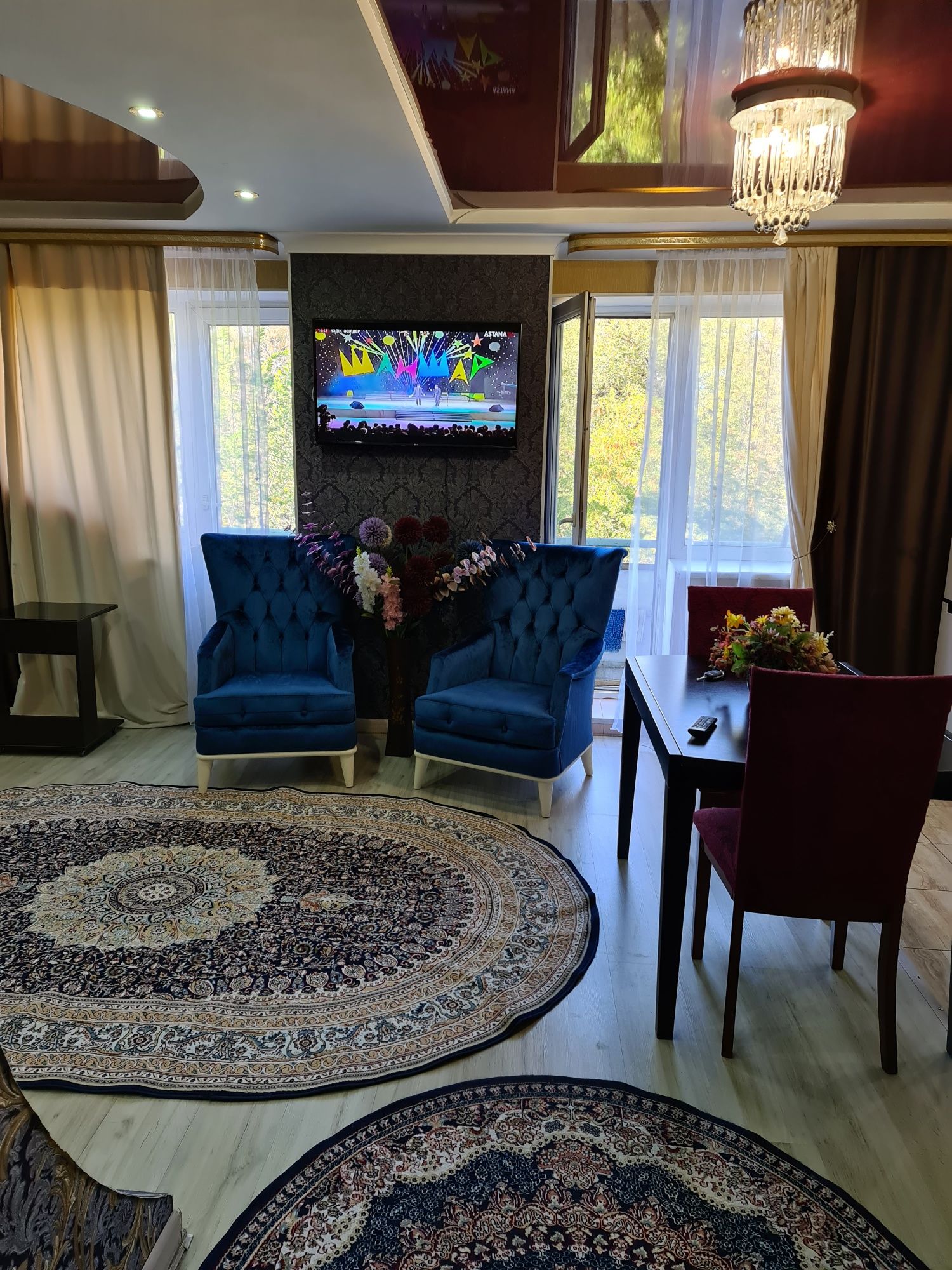 Сдам посуточно и почасовую 1 ком VIP квартиру
