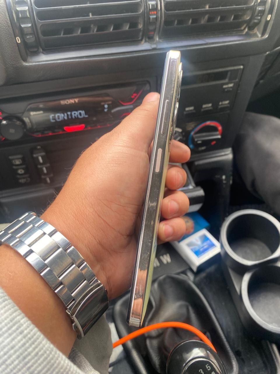 Infinix hot 40i 128gb
