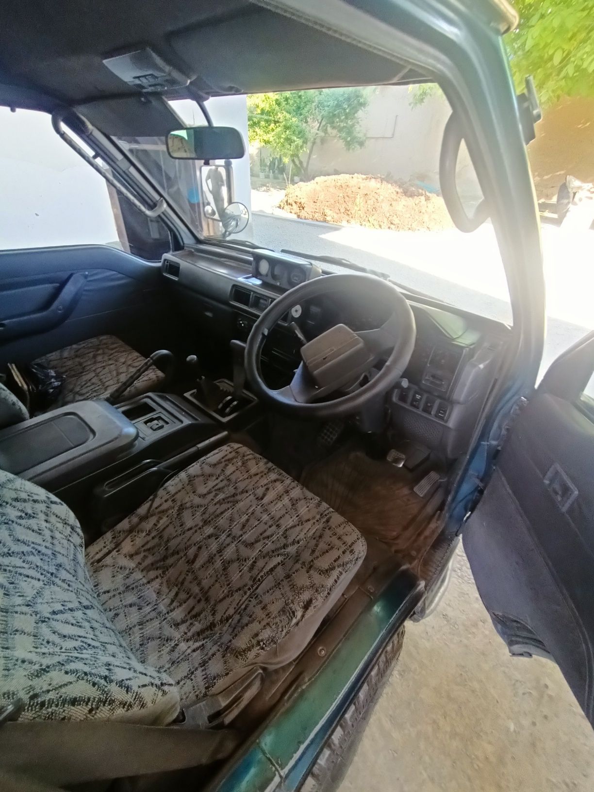 Mitsubishi delica