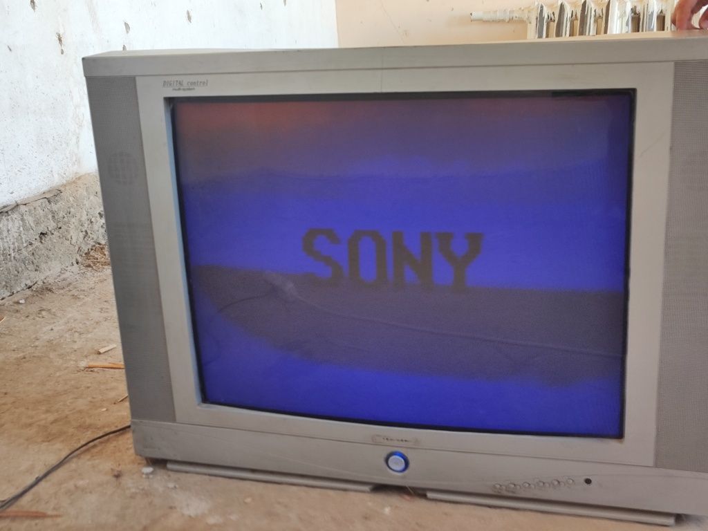Телевизор Sony телевизор
