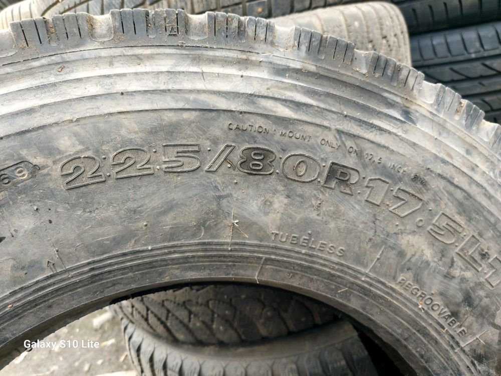 Авто шина на 17,5  225/80 ханкок 1 шт в наличии