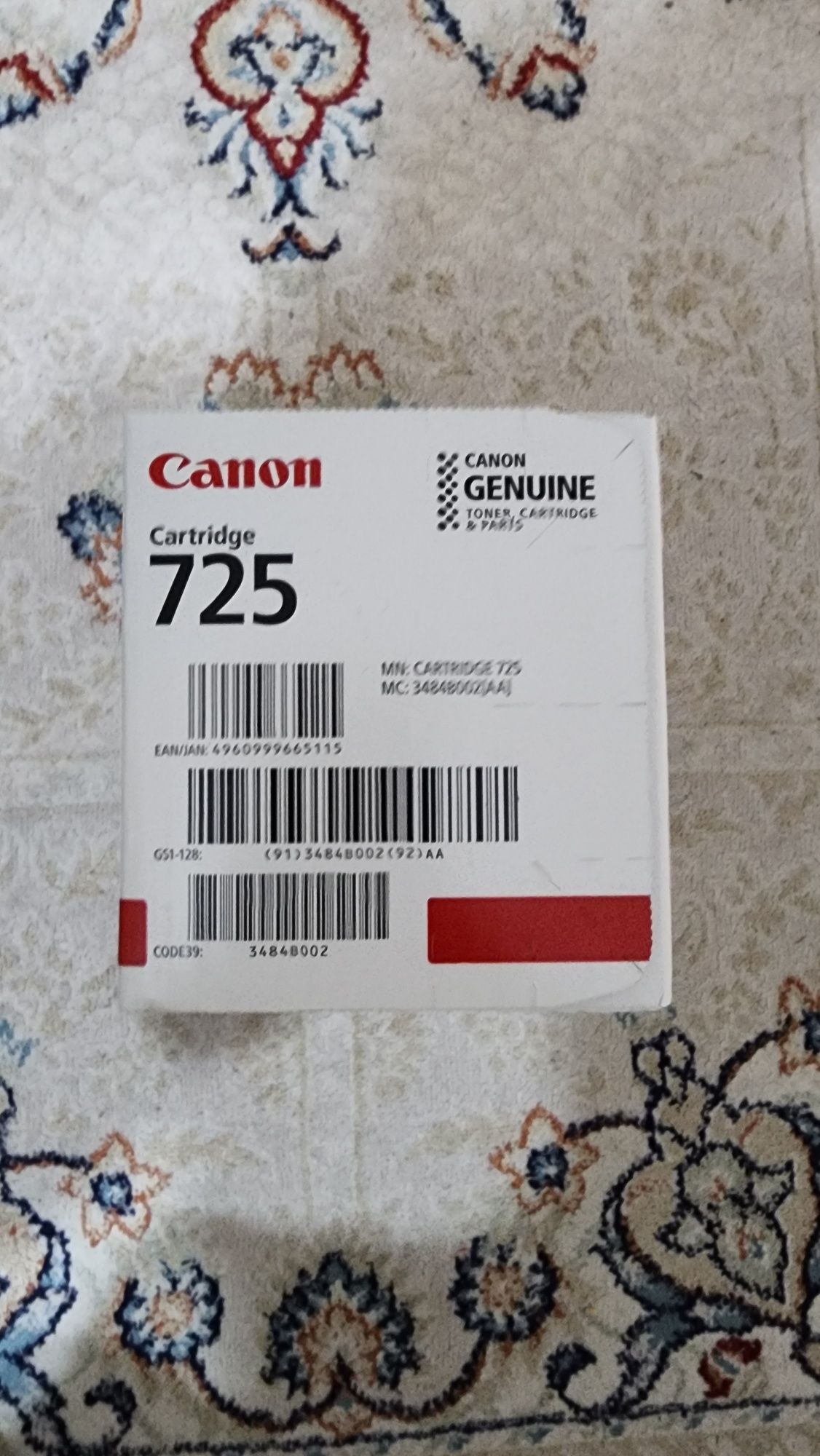 Картридж новый запечатанный в упаковке Canon 725 (оригинал)