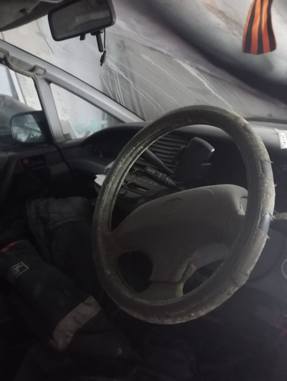 Продам TOYOTA Estima Lusida
