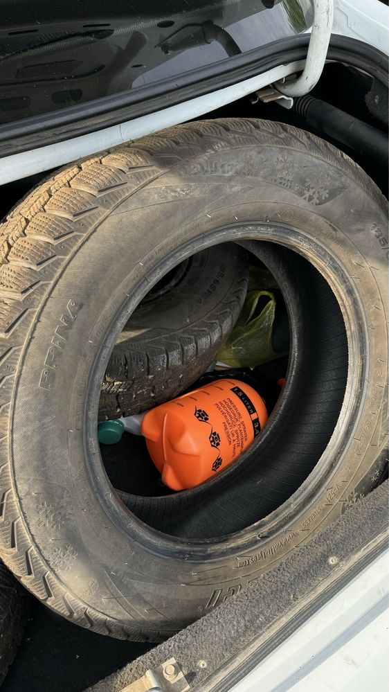 Продам шины Viatti r14 липучки