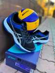 Волейбольные кроссы asics подошва гель