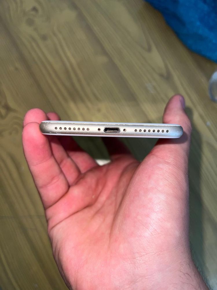 Айфон 7+ в рабочем состояний