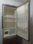 Продам большой холодильник Electrolux