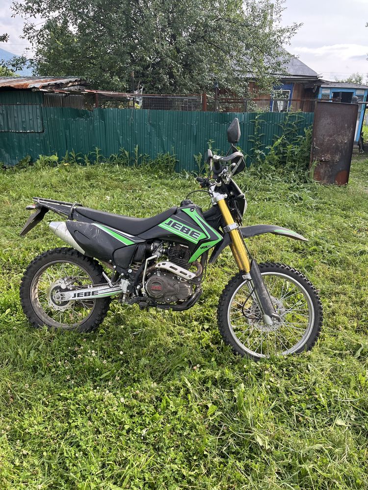 продам мотоцикл эндуро в хорошем состоянии JEBE 14