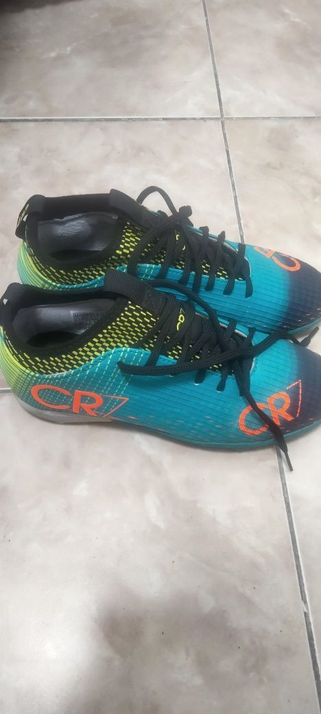 Срочно! Сороконожки 37р