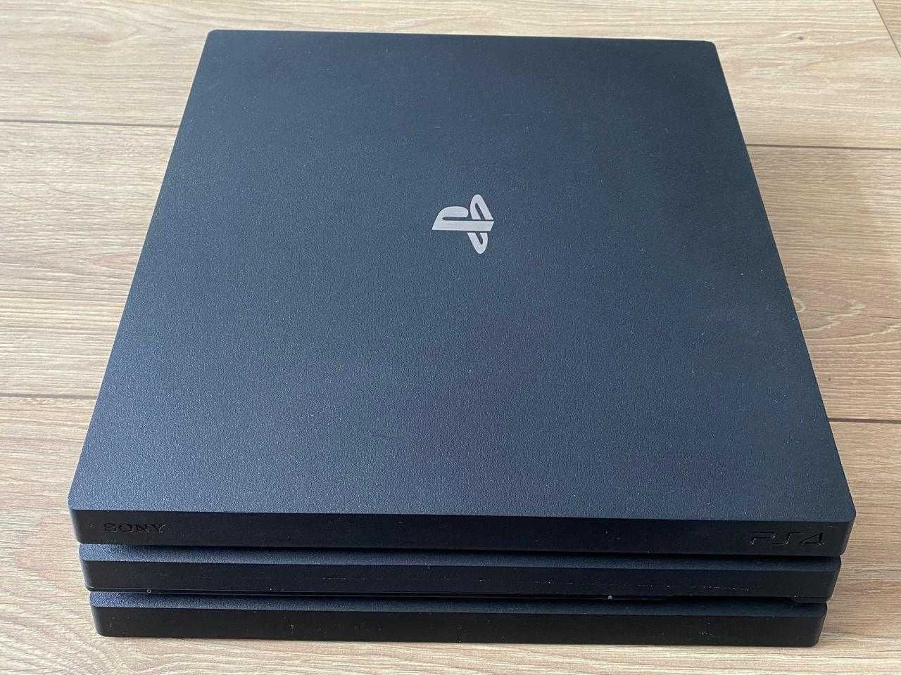 PS4 Pro 1Tb 2 Геймпада Около 50 Игр Fifa 25 It Takes Two Nfs и др