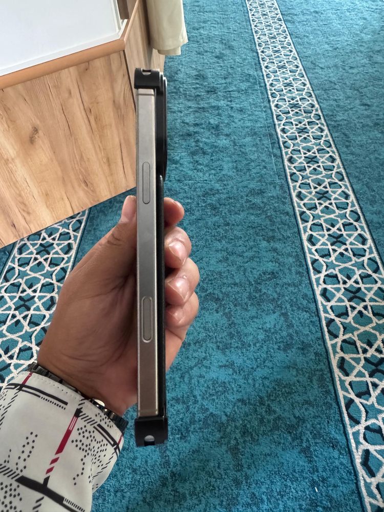 Iphone 16 pro max памят 1.тб