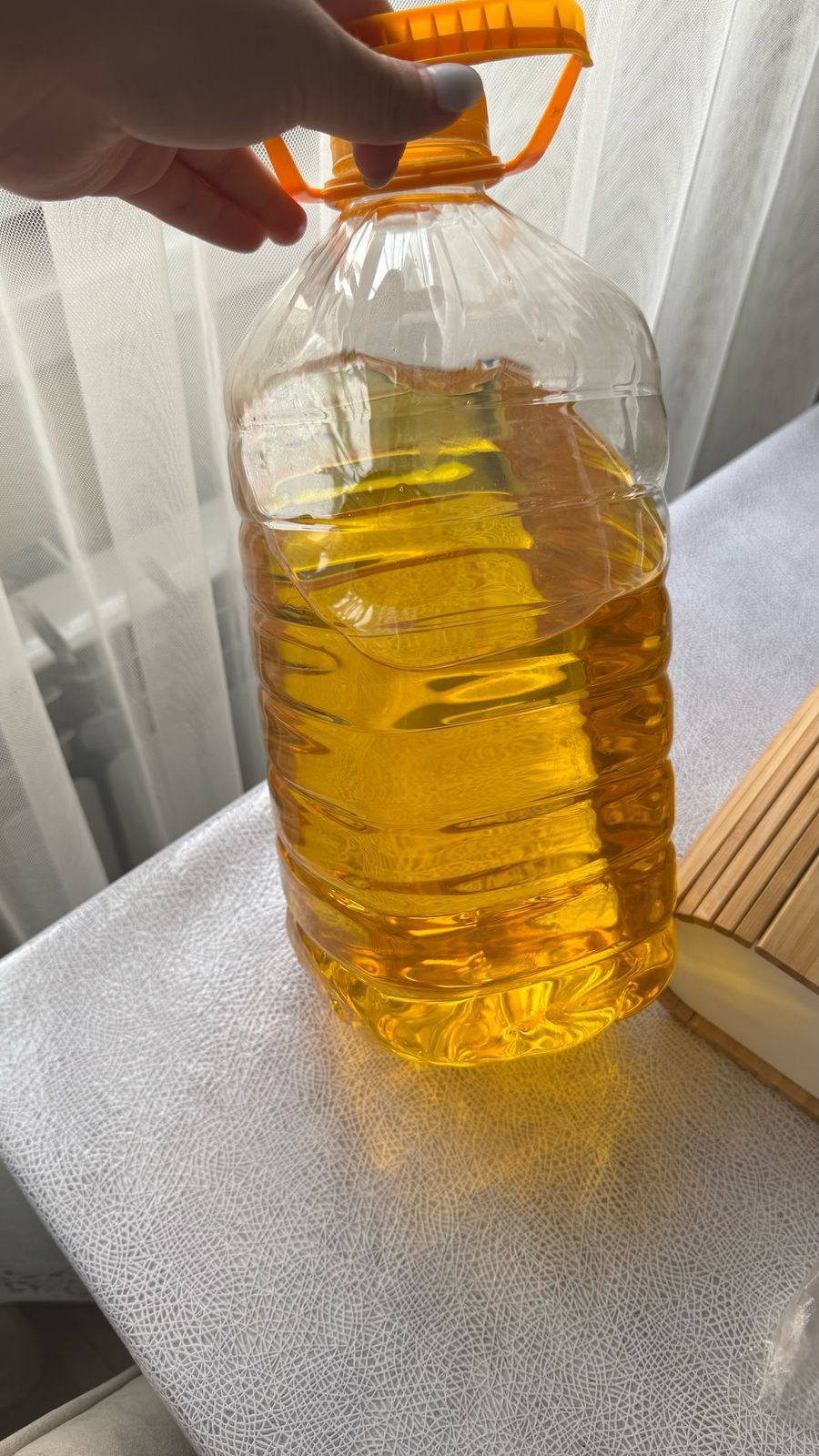 Продам масло нерафинированное 
Подсолнечное масло
Вко.Усть-