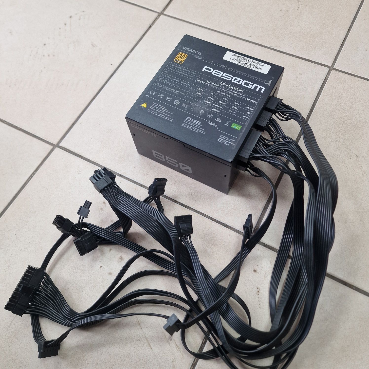 Блок питания Gigabyte P850GM 80 Plus Gold