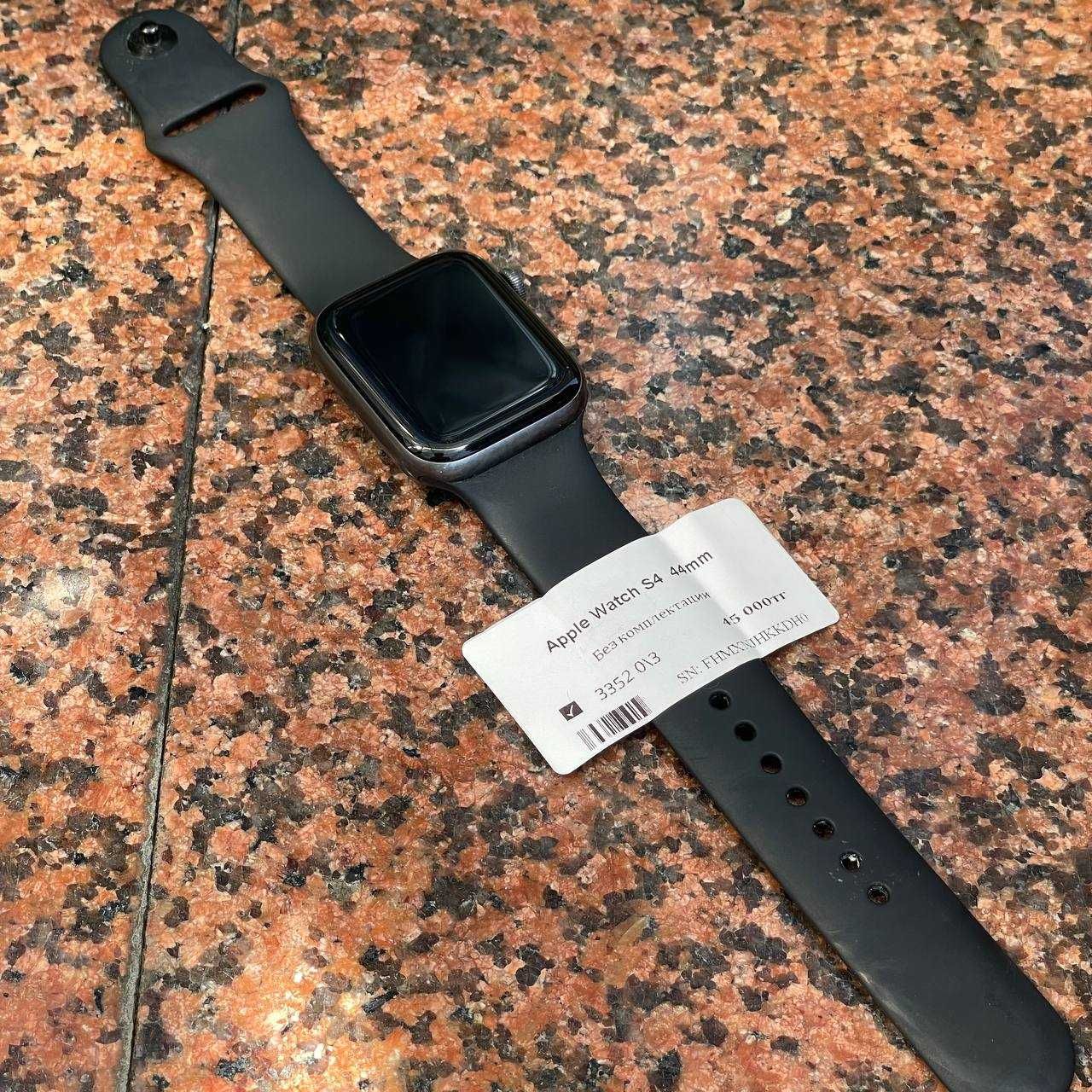 Смарт часы Apple Watch 4series 44мм / LOMBARD