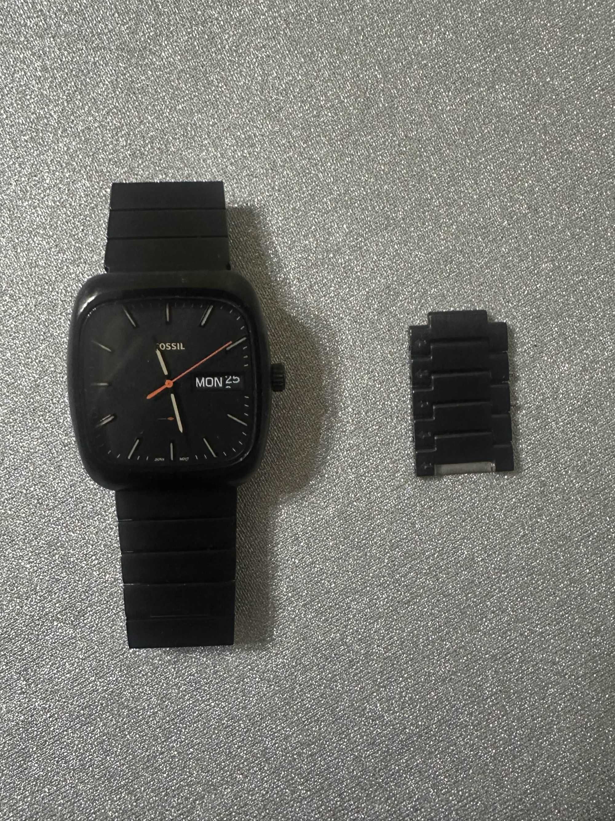 Наручные часы FOSSIL Rutherford