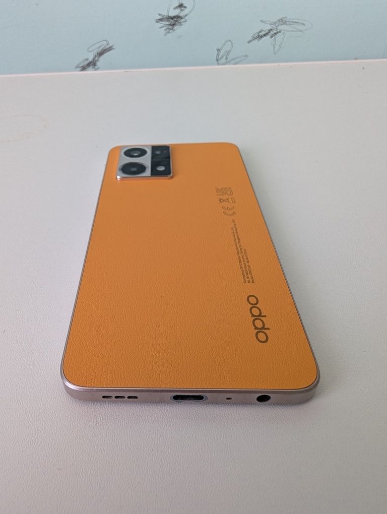 Продам Oppo Reno 7 128gb в идеальном состоянии