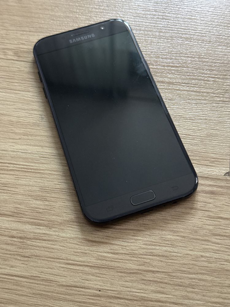 Samsung Galaxy A7 (2017)