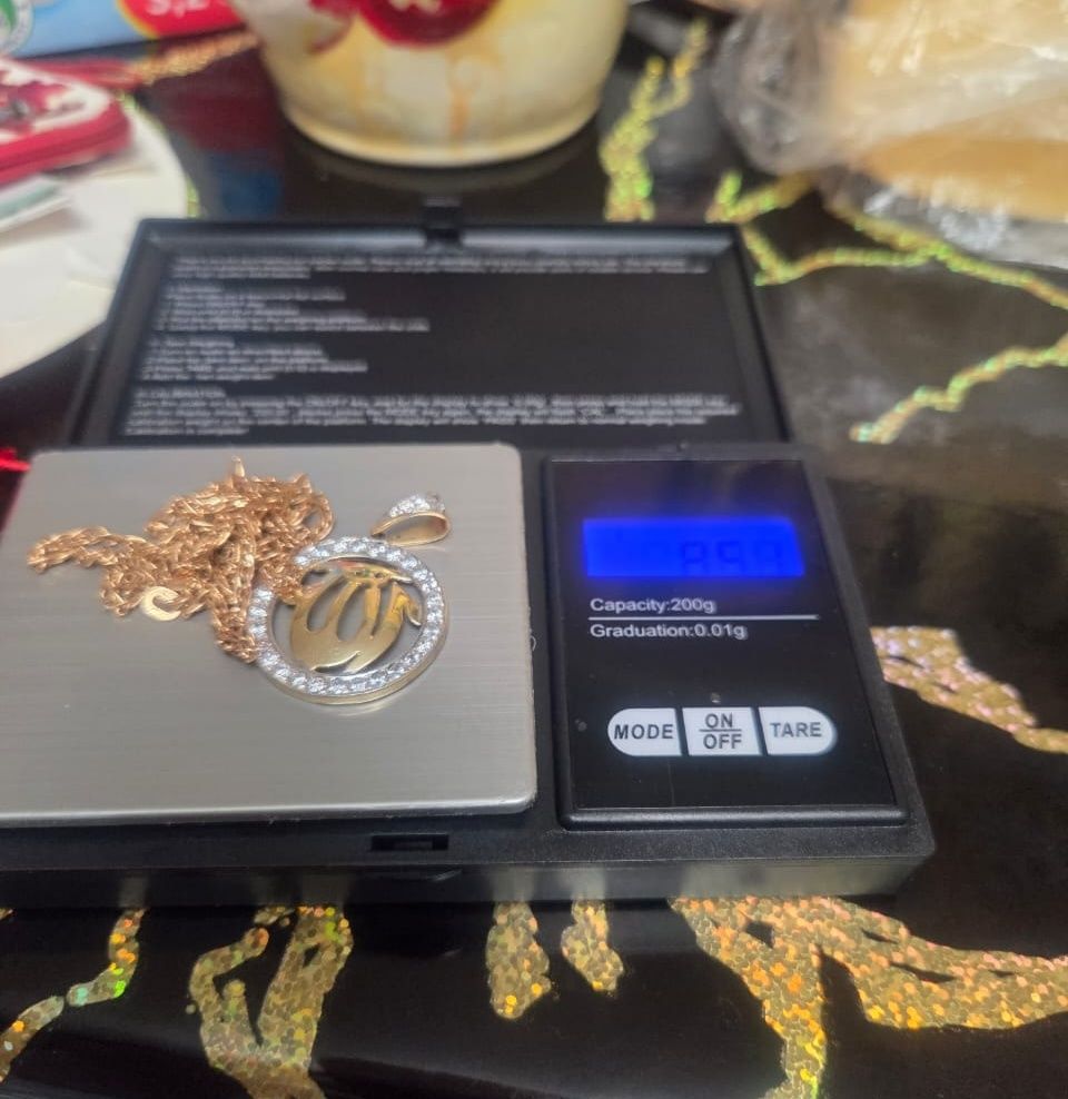 Продам цепочку с кулоном