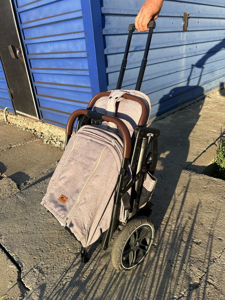 Продам детскую коляску Teknum
