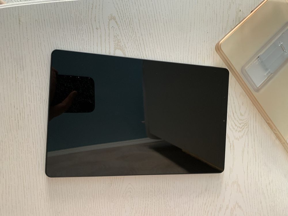 Продам или обмен Планшет Lenova tab9