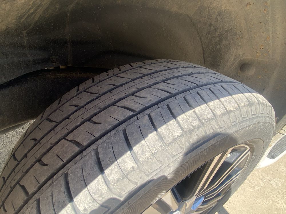Продам 3 шины 275/50/R21