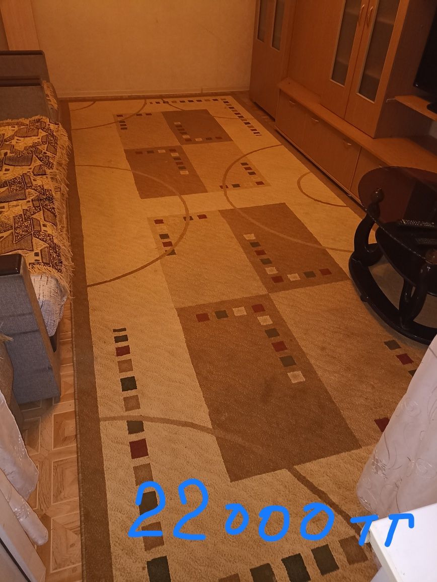 Продаются ковры 2х5 и 1.6х2.7