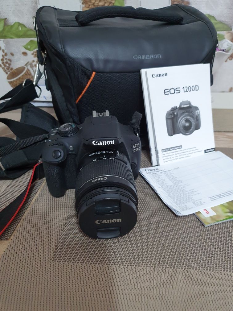 Цифровая камера EOS 1200D Canon