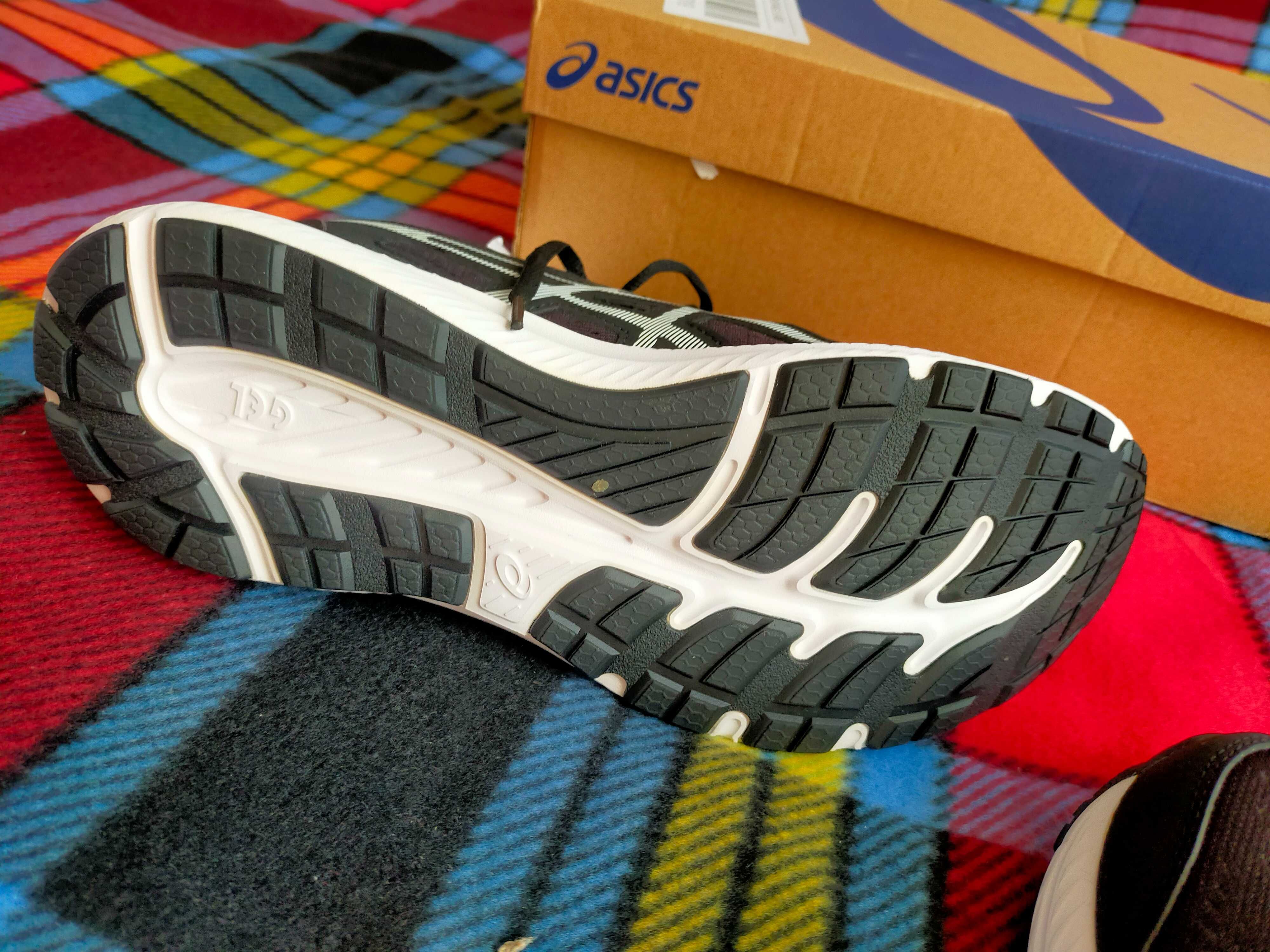 Кроссовки Asics для ходьбы и бега