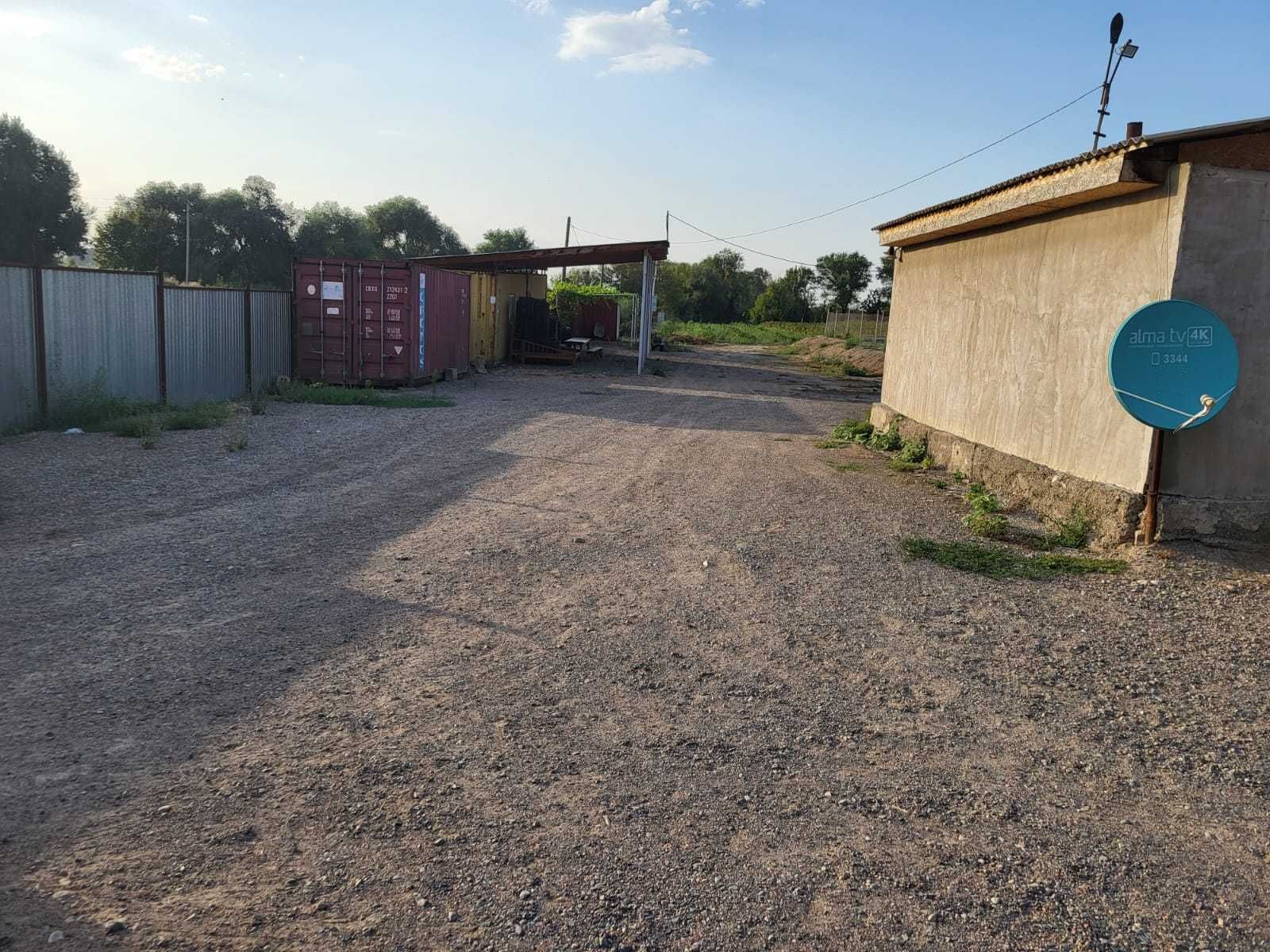 Продам участок 3.9 га, фазенда с посадками и постройками.
