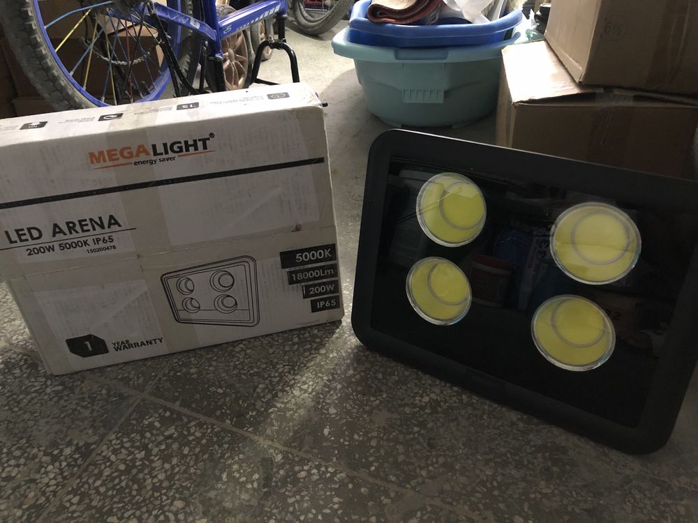 LED прожектор ARENA 200W 18000Lm