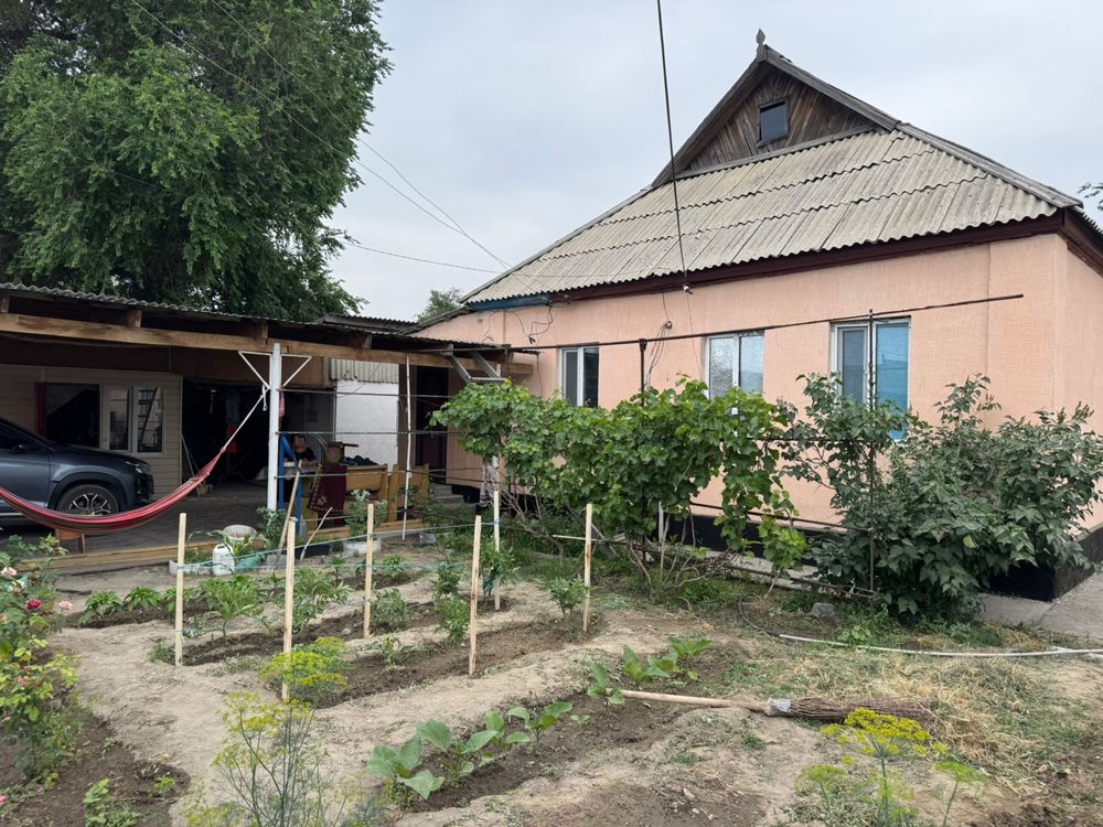 Продам дом Уштобе торг уместен