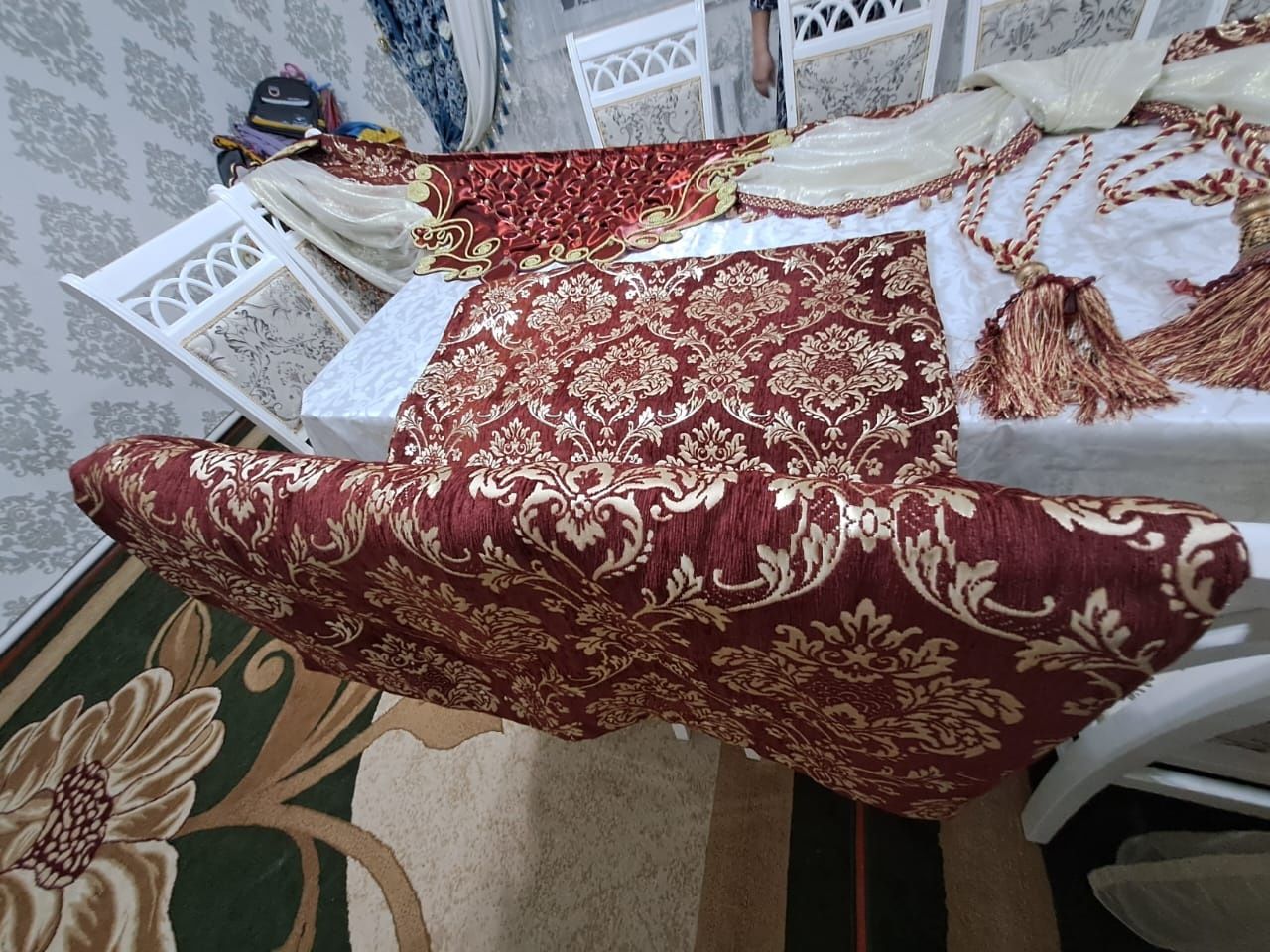 Тамаша перде сатылады