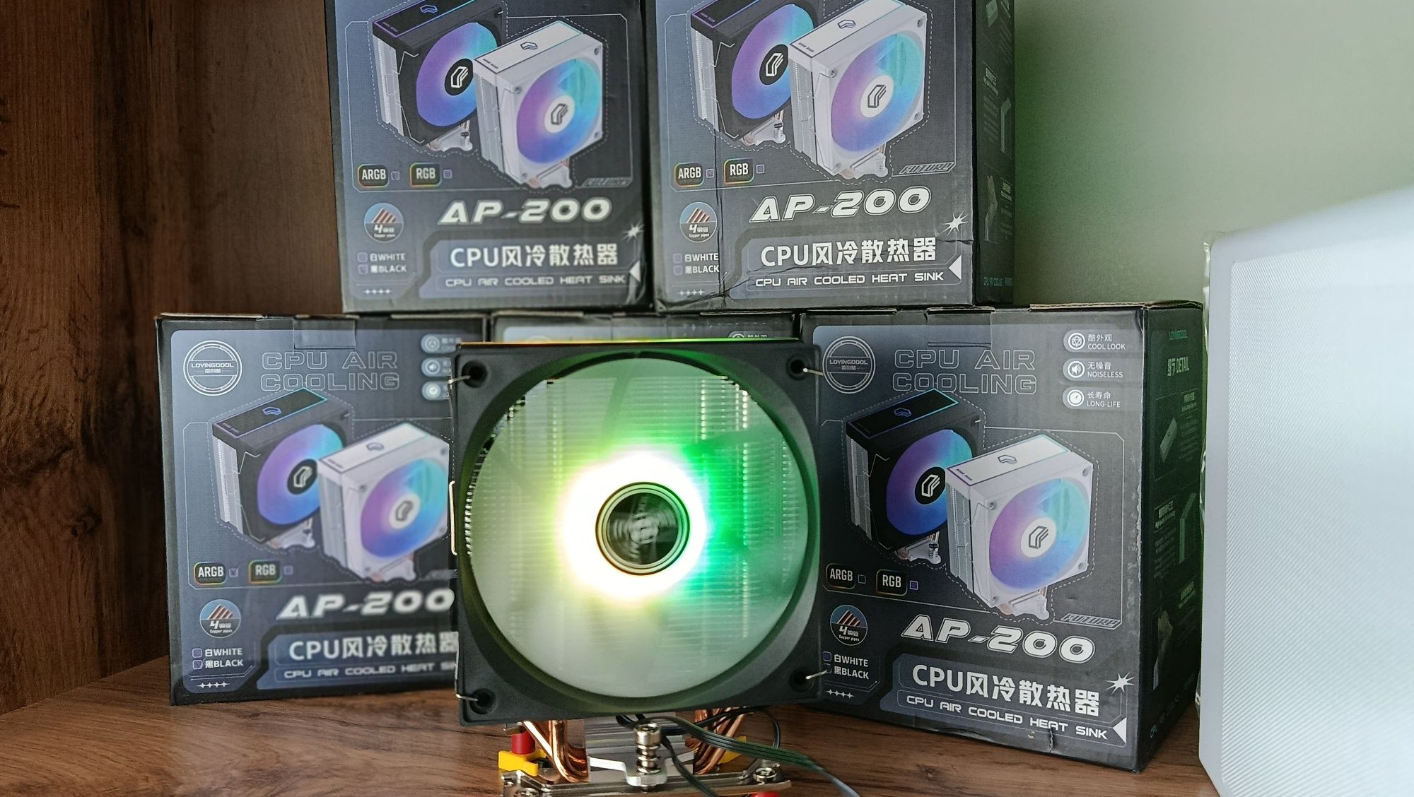 AP200 Башенный кулер с экраном