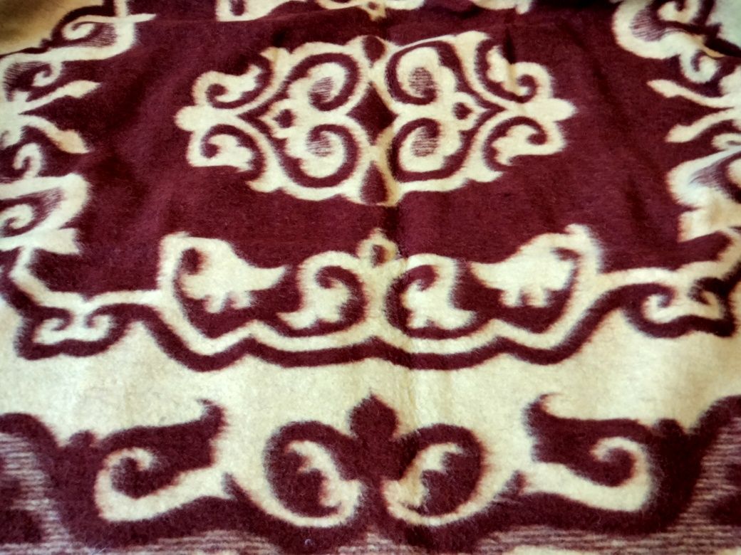 Одеяло  натуральное, верблюжья шерсть.  Новое. Советское качество.