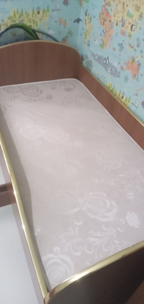 СРОЧНО Продам Детскую кровать кровать